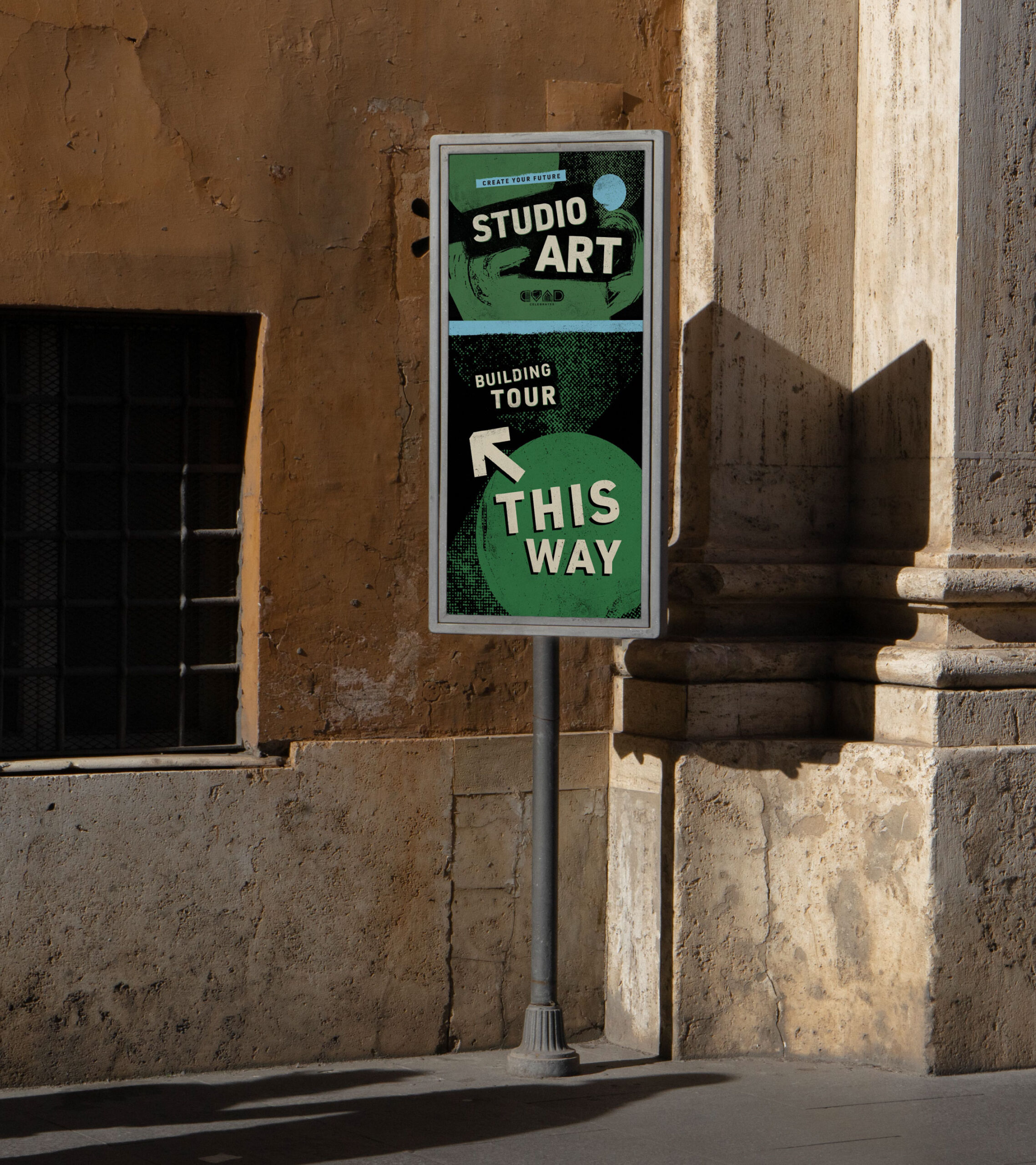 Way-finding signage for building tours