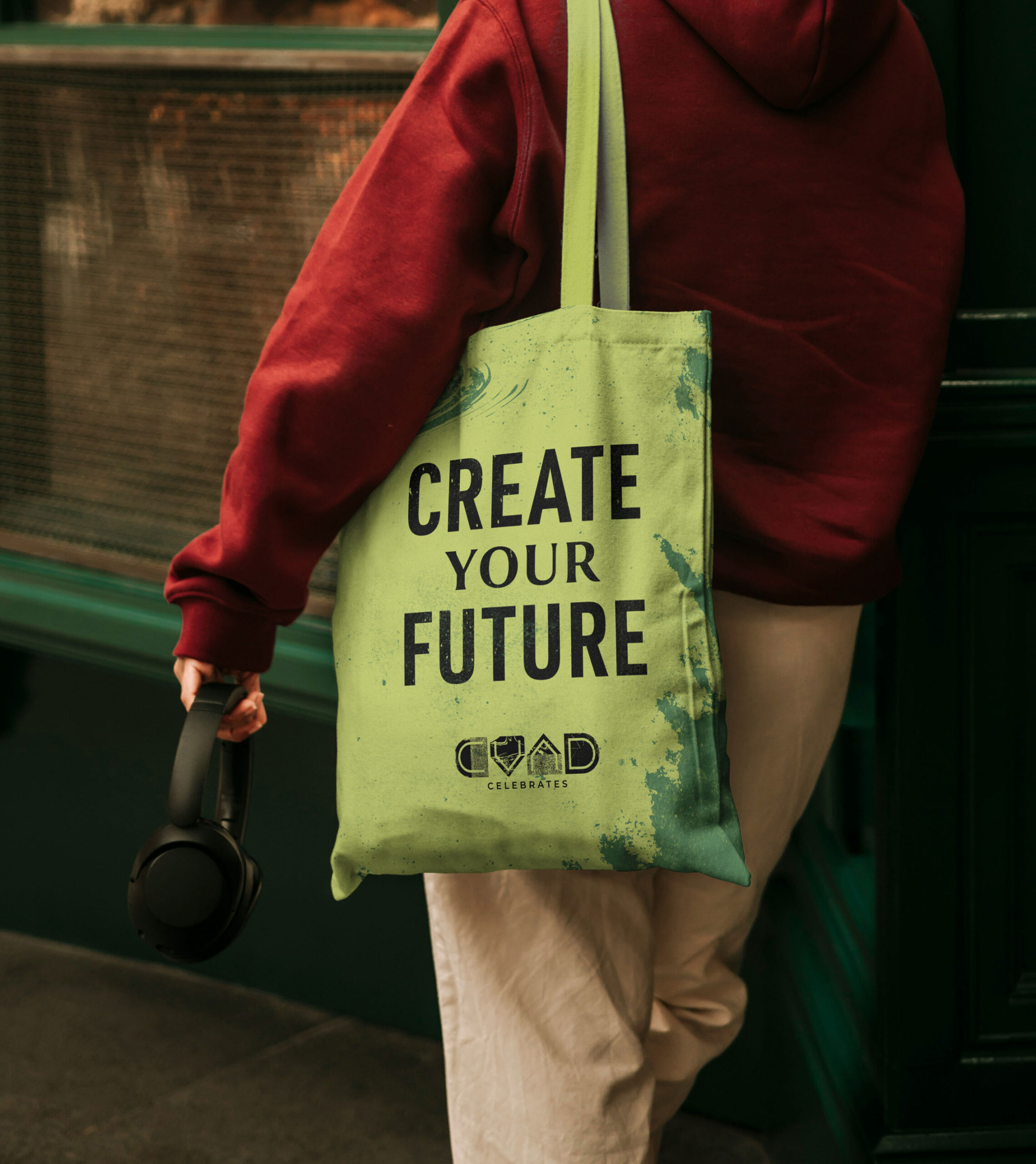 student with a CVAD Celebrates tote
bag
